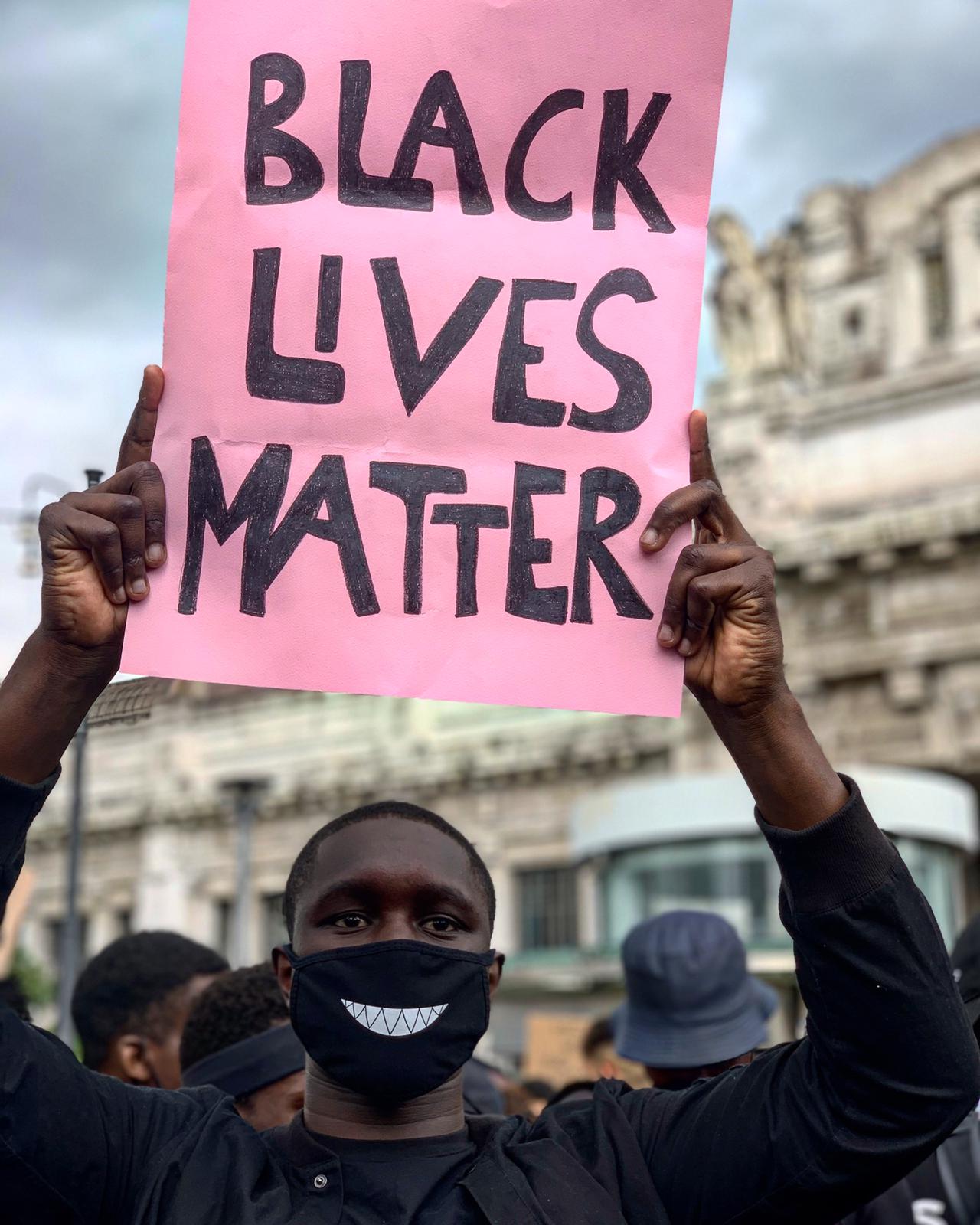 Sit-in Black lives Matter Milano