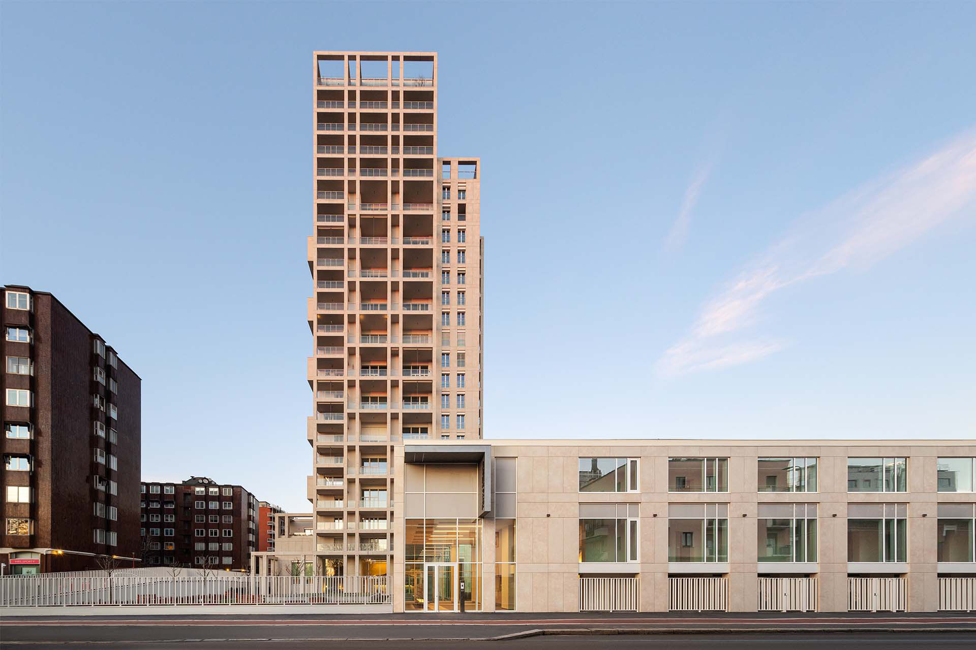 Torre Milano, una delle costruzioni contestate dai comitati di quartiere, che ha portato ai procedimenti giudiziari e al provvedimento Salva-Milano