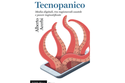 La copertina di Tecnopanico, il libro di Alberto Acerbi edito da Il Mulino