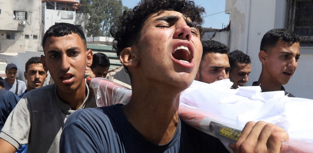 Gaza, sospesi nuovamente gli aiuti mentre continuano i raid e la tragedia del popolo palestinese