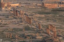 Il 18 agosto 2015 Khaled al-Asaad, l’archeologo, custode di Palmira, fu torturato, ucciso, decapitato e “mostrato al mondo”