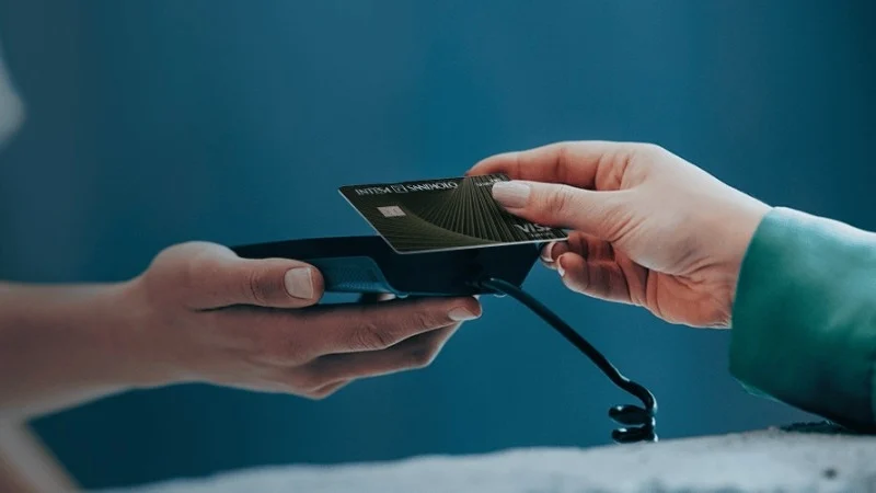 Intesa Sanpaolo e Visa annunciano la nuova carta di credito XME Credit Icon emessa dalla Banca su circuito Visa