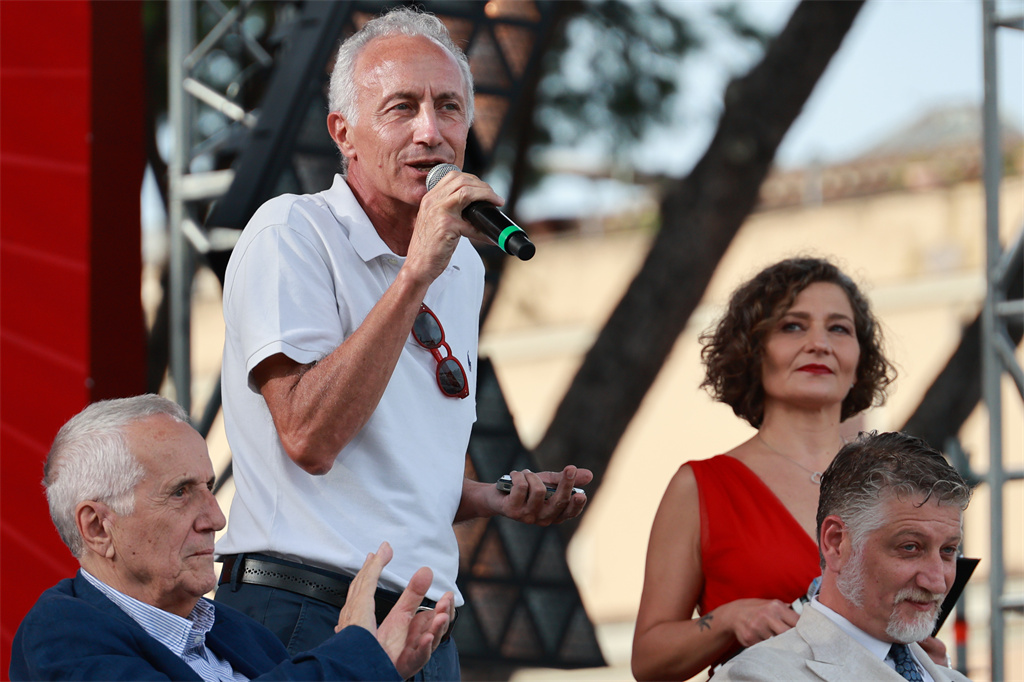 Travaglio Bellocchio Giuli festa Fatto