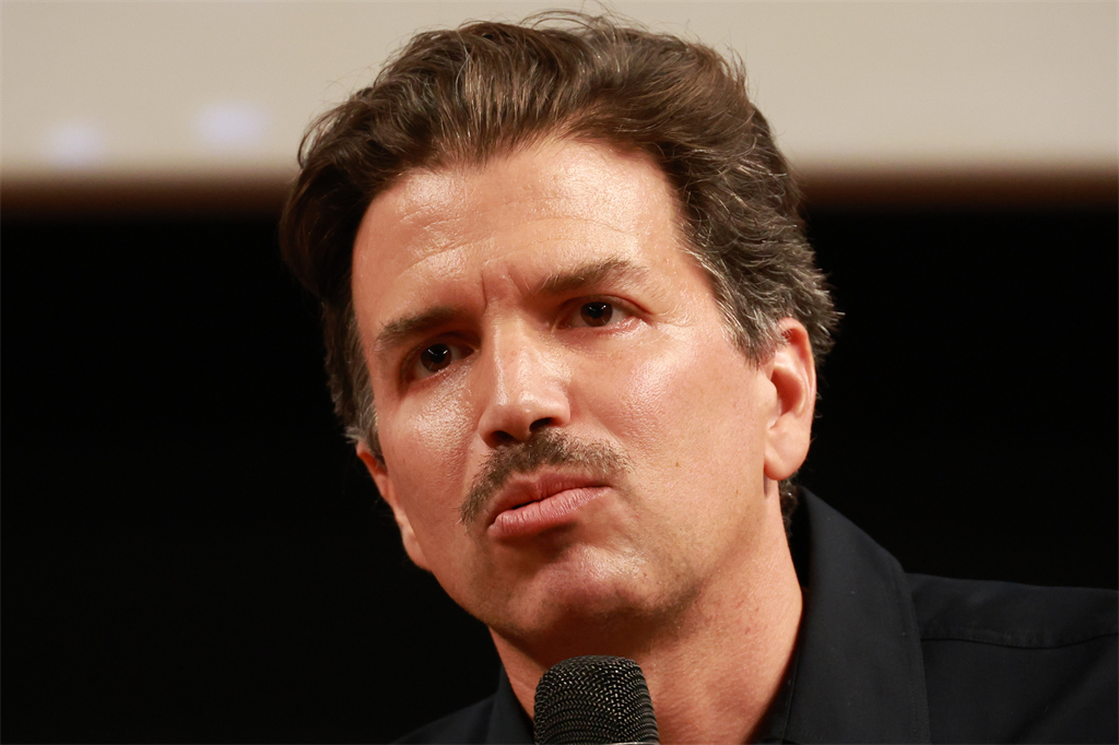 Alessio Rigo Righi testa Troisi