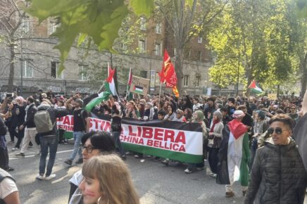 Un'immagine delle manifestazioni per Gaza