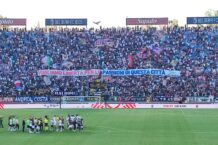 Stadio Dall'ara durante una partita di calcio