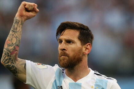 Lionel Messi con la maglia dell' Argentina