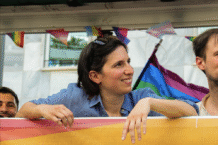 Elly Schlein all'ultimo Pride, a Milano, dove nel 2027 ci sarà la campagna elettorale per il sindaco